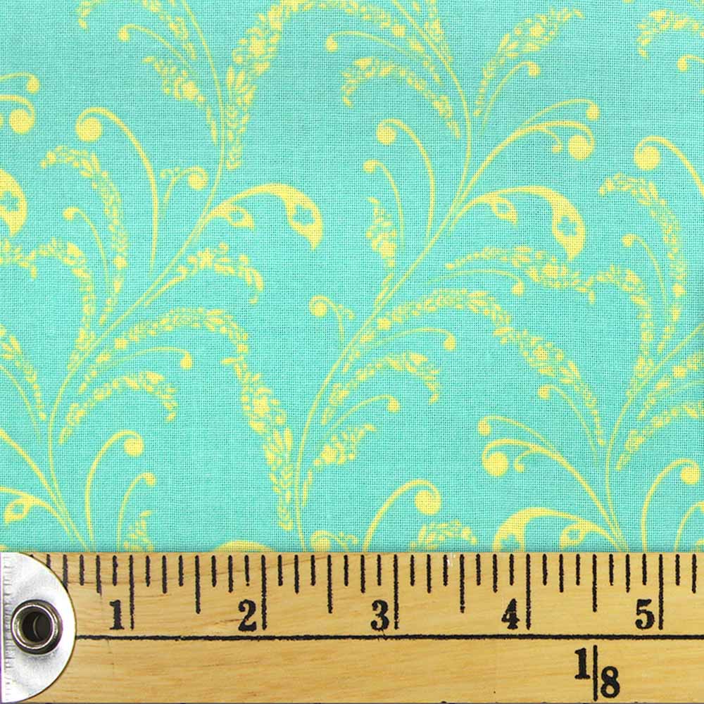 FABRIC CREATIONS Fat Quarter Pre-Cut Fabric - Lace Flower - 45 x 53cm (18″ x 21″)