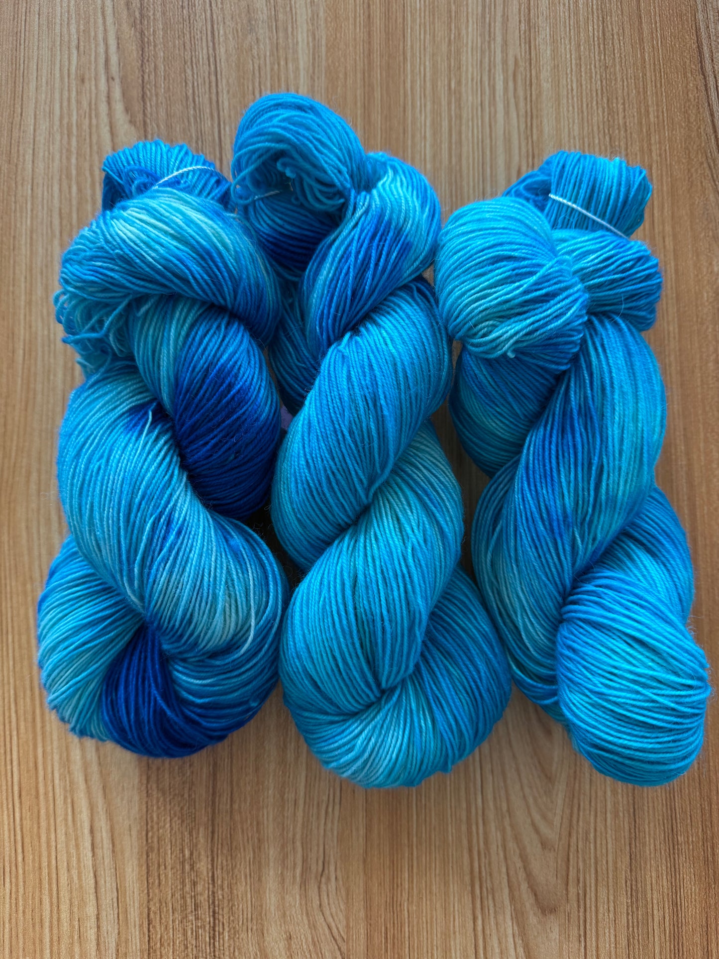 100% SW Fingering Wool 2