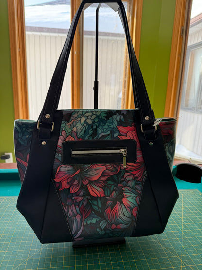 Samaren Shoulder Bag