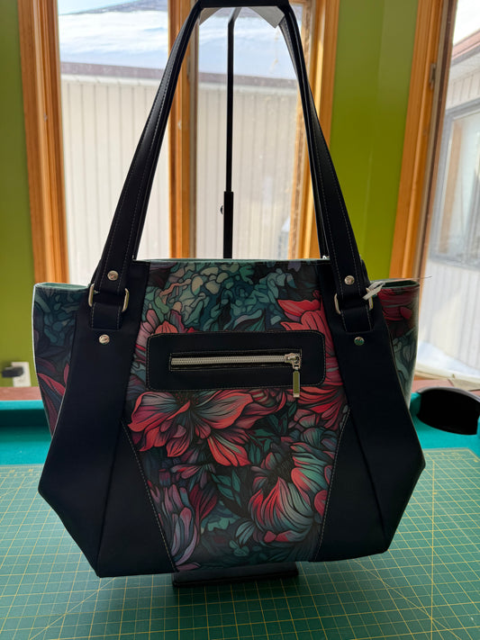 Samaren Shoulder Bag