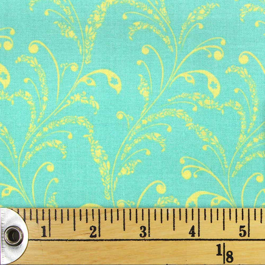 FABRIC CREATIONS Fat Quarter Pre-Cut Fabric - Lace Flower - 45 x 53cm (18″ x 21″)