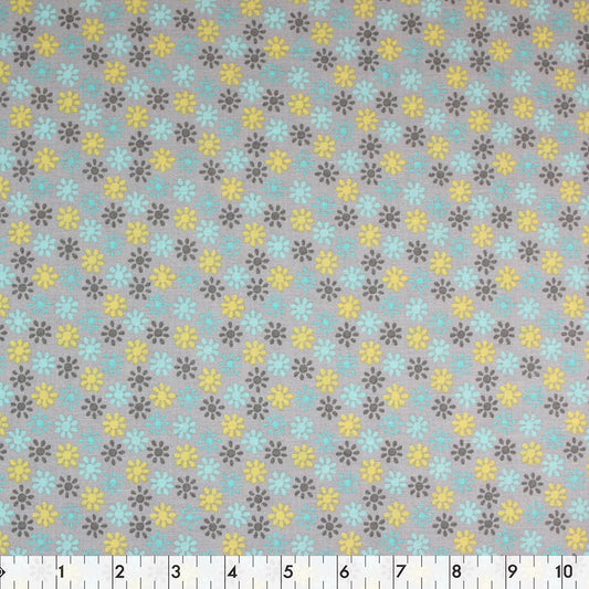 FABRIC CREATIONS Fat Quarter Pre-Cut Fabric - Lace Flower - 45 x 53cm (18in x 21in)