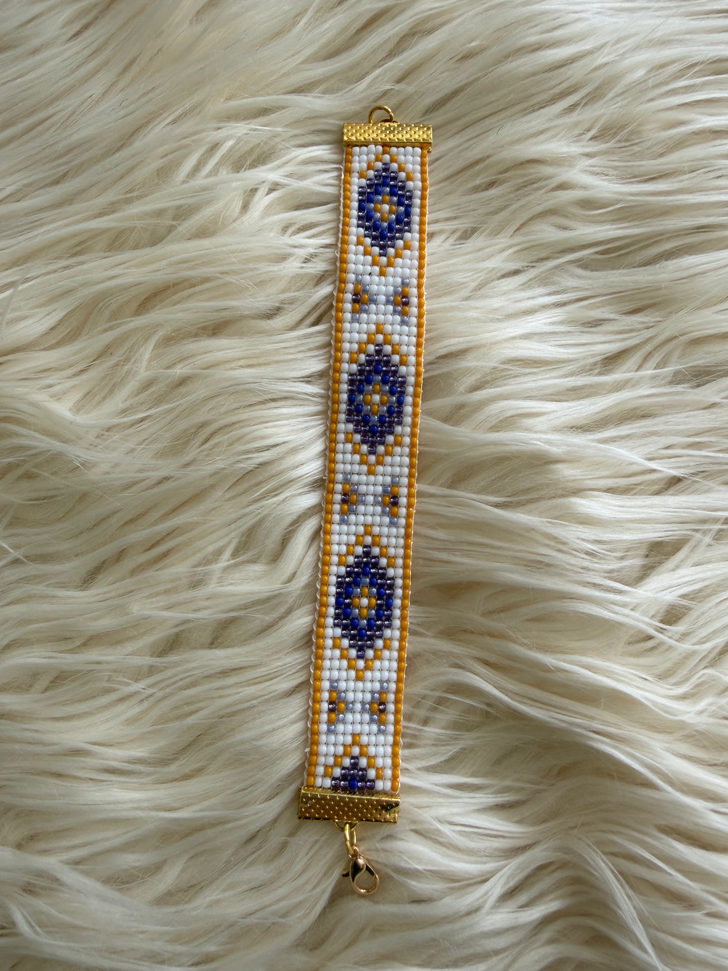 Beaded Bracelet 6.5”