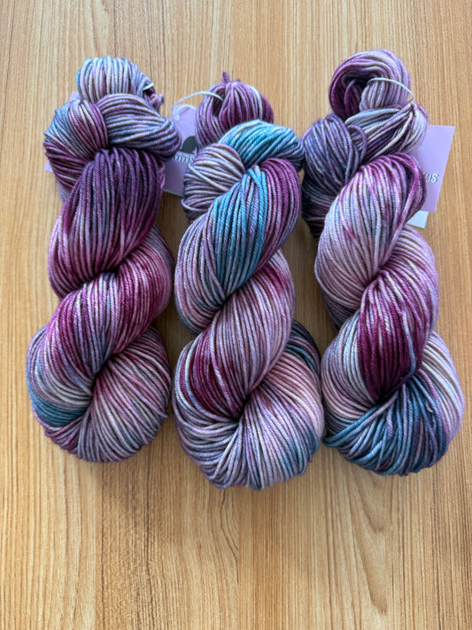 100% SW Merino Wool Worsted